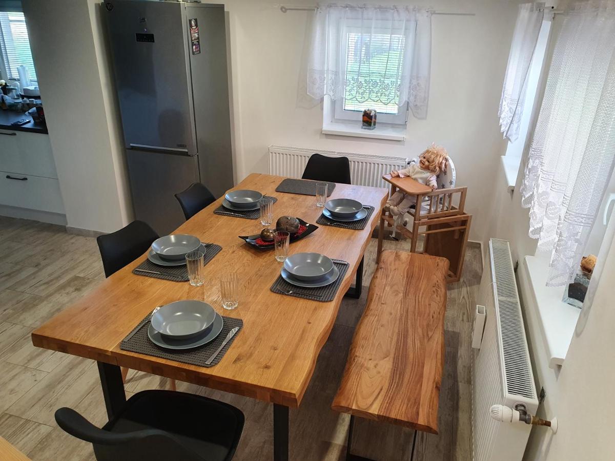 Chalupa U Slunce - Jetrichovice Buitenkant foto