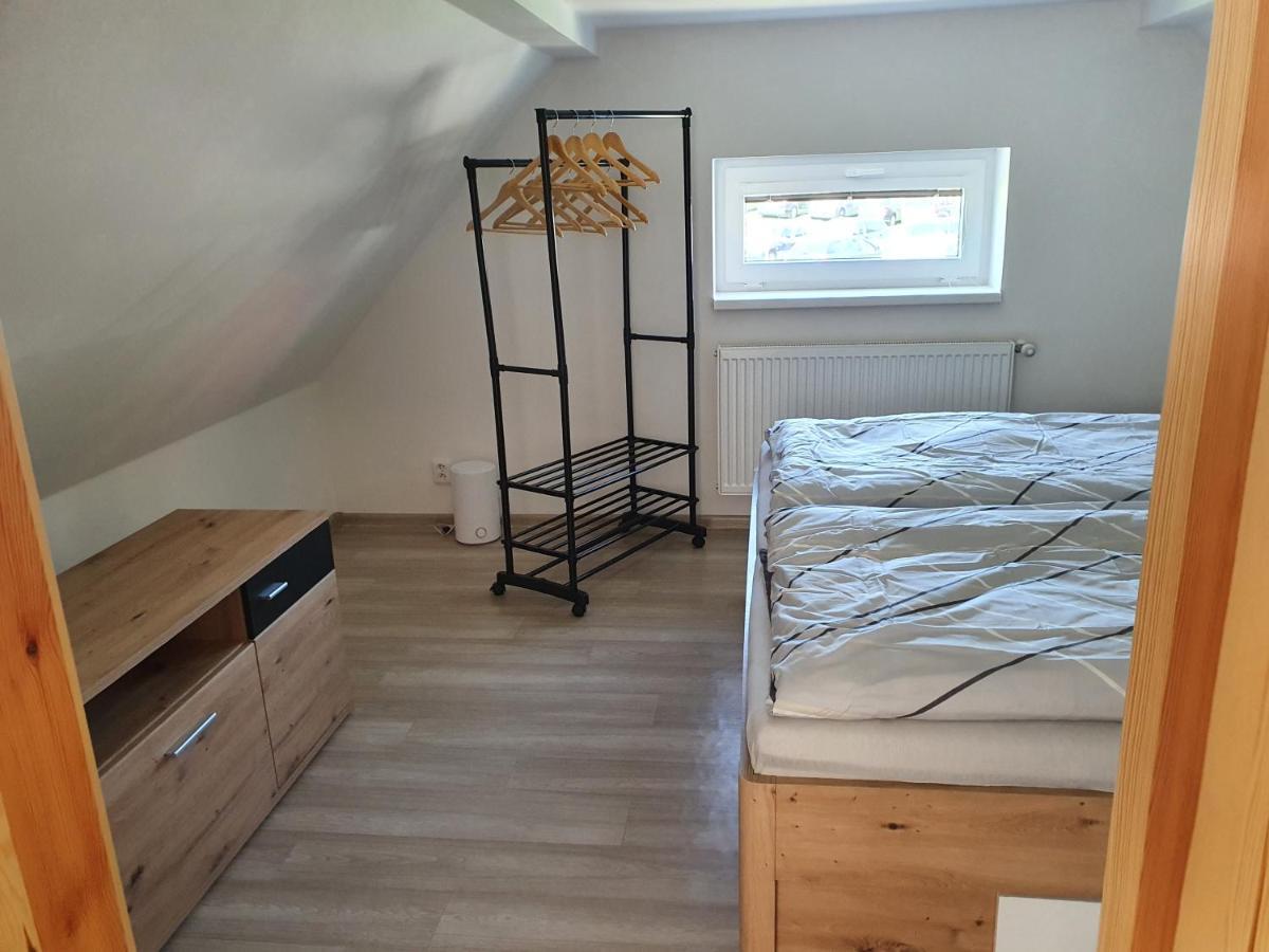 Chalupa U Slunce - Jetrichovice Buitenkant foto
